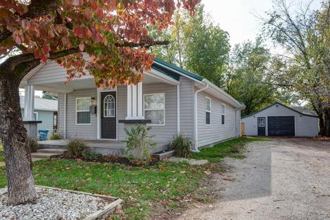 2428 W Nichols St, Springfield, MO 65802 photo 1
