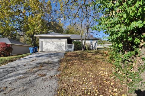 2365 E Southview St, Ozark, MO 65721 photo 1