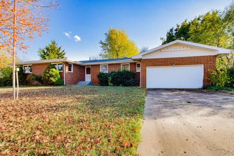 4018 W Weaver Rd, Battlefield, MO 65619 photo 1