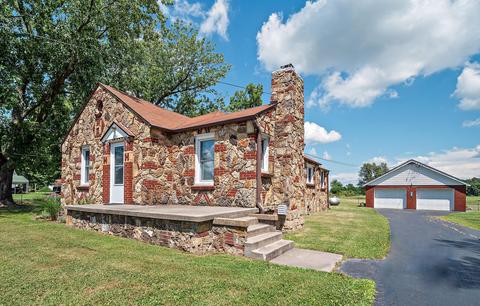 5384 N Farm Rd 171, Springfield, MO 65803 photo 1