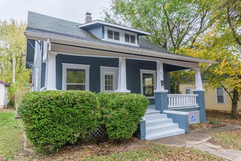 816 S Newton Ave, Springfield, MO 65806 photo 1