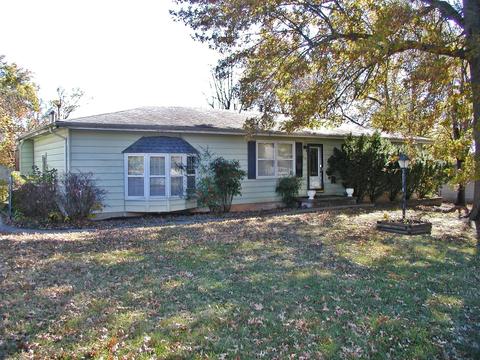 302 S Howard St, Willard, MO 65781 photo 1