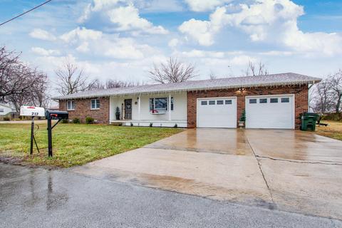 717 E Kirby St, Mount Vernon, MO 65712 photo 1
