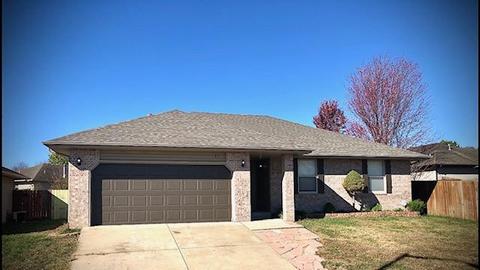 817 S Canton Ave, Springfield, MO 65802 photo 1