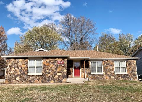 1337 W Downing St, Springfield, MO 65807 photo 1
