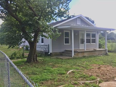 2718 W Delmar, Springfield, MO 65802 photo 1