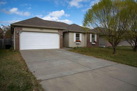 2643 E Loren St, Springfield, MO 65804 photo 1