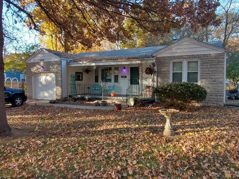 2419 E Kirkwood St, Springfield, MO 65804 photo 1