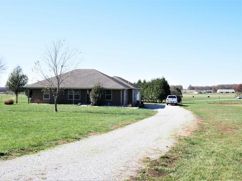 1943 State Highway 39, Aurora, MO 65605 photo 1