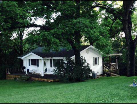 747 Merritt Rd, Clever, MO 65631 photo 1