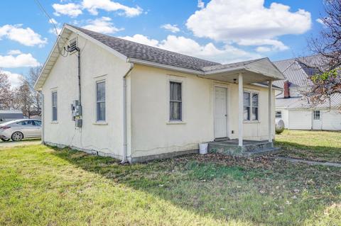 407 E Main St, Miller, MO 65707 photo 1
