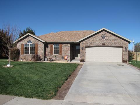 111 E Shawnee St, Strafford, MO 65757 photo 1
