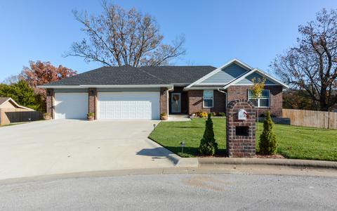 3328 N Tea Olive Ct, Springfield, MO 65803 photo 1