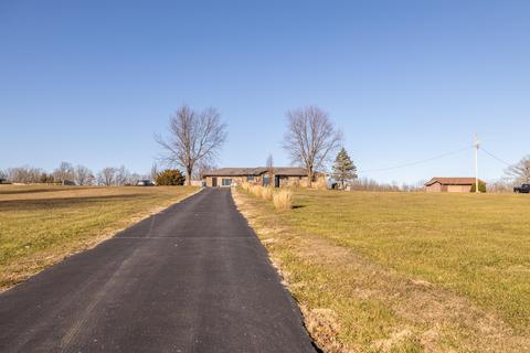 9727 E Farm Road 86, Strafford, MO 65757 photo 1