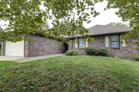 3923 W Lark St, Springfield, MO 65810 photo 1