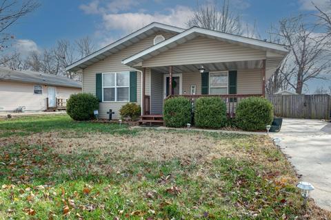 3128 W Lynn St, Springfield, MO 65802 photo 1