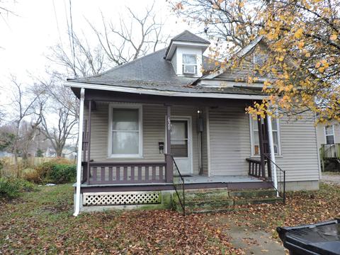 620 W Division St, Springfield, MO 65803 photo 1