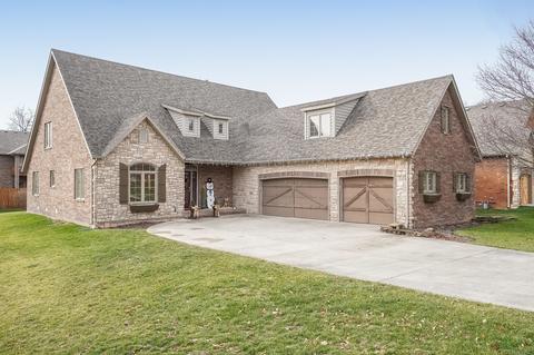 2920 W Nottingham St, Springfield, MO 65810 photo 1