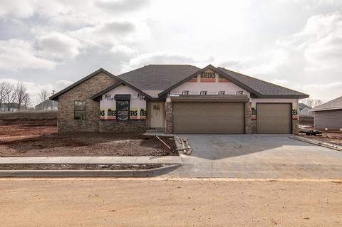 1502 E Hayloft Dr, Ozark, MO 65721 photo 1