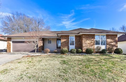 2048 S Todd Ave, Springfield, MO 65807 photo 1