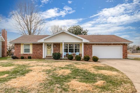 3151 S Majestic Ct, Springfield, MO 65804 photo 1