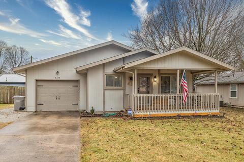 2320 E Atlantic St, Springfield, MO 65803 photo 1