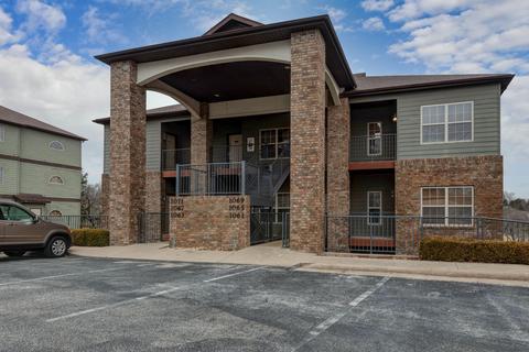1071 Golf Dr, Branson West, MO 65737 photo 1