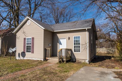 515 E Chase St, Springfield, MO 65803 photo 1