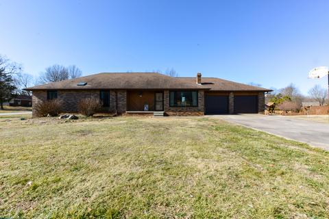 6353 N Marilyn Ave, Springfield, MO 65803 photo 1
