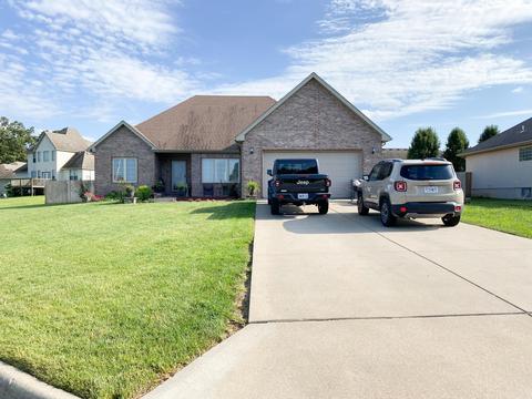 1096 Bond Ct, Marshfield, MO 65706 photo 1