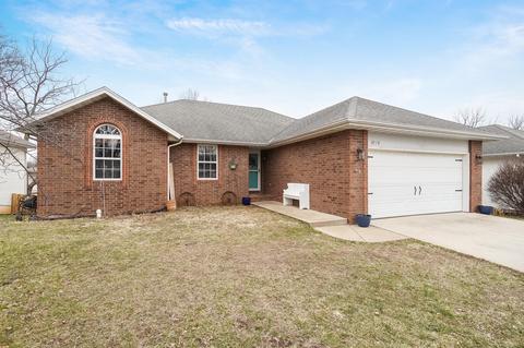 3715 W Dover St, Springfield, MO 65802 photo 1