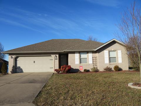 1007 E Lily Dr, Ozark, MO 65721 photo 1