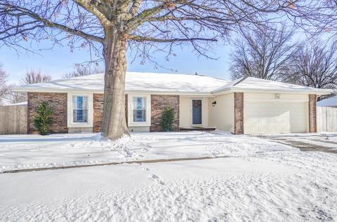 3236 S Kimbrough Ave, Springfield, MO 65807 photo 1