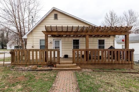 1744 W Walnut St, Springfield, MO 65806 photo 1