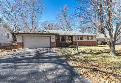 521 N Lone Pine Ave, Springfield, MO 65802 photo 1