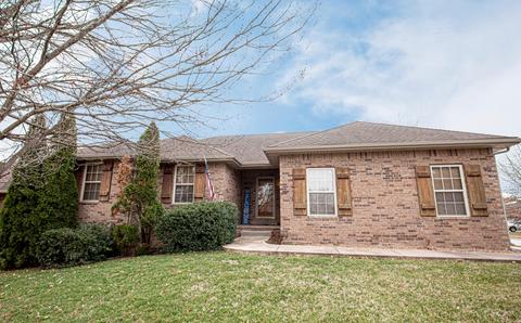 982 Glen Oaks Dr, Nixa, MO 65714 photo 1