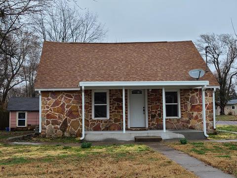 2601 W Nichols St, Springfield, MO 65802 photo 1