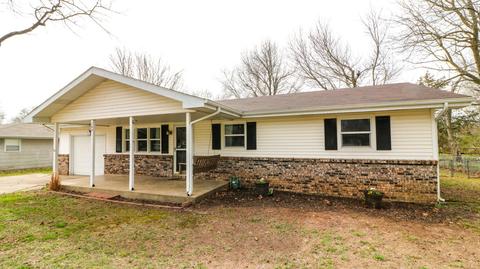 143 S Kyle Ave, Republic, MO 65738 photo 1