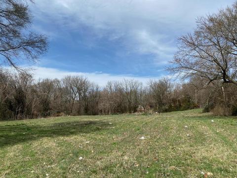 2430 N Fort Ave, Springfield, MO 65803 photo 1