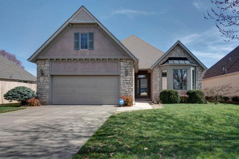 1118 S Carriage Ave, Springfield, MO 65809 photo 1