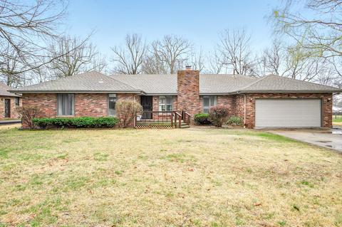 1651 Oak Dr, Aurora, MO 65605 photo 1