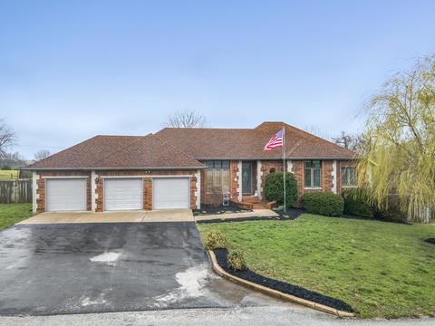 2037 N Equestrian Ln, Nixa, MO 65714 photo 1