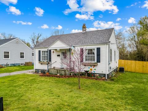 528 E Kirby St, Mount Vernon, MO 65712 photo 1