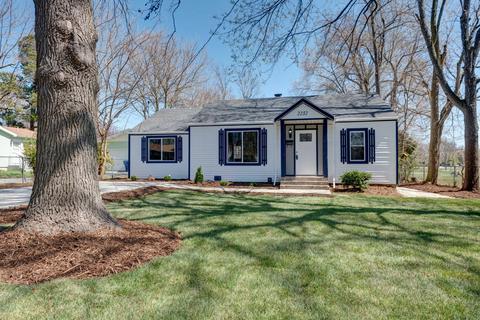 2232 S Kickapoo Ave, Springfield, MO 65804 photo 1