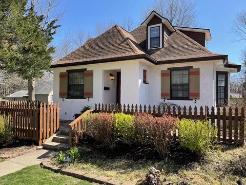 642 E Loren St, Springfield, MO 65807 photo 1