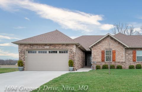 1694 N Gregory Dr, Nixa, MO 65714 photo 1