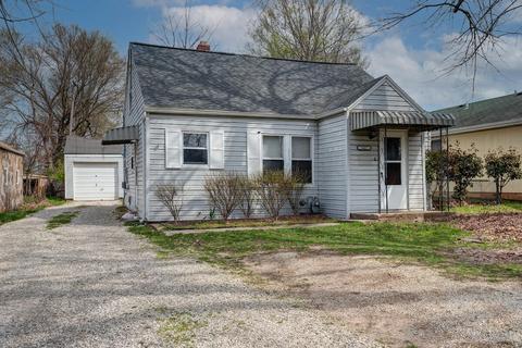 1427 E Whiteside St, Springfield, MO 65804 photo 1