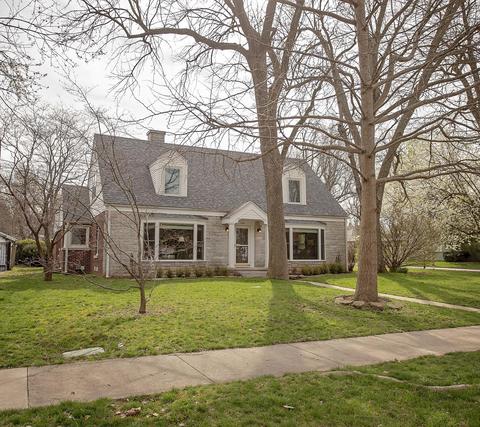 1154 S Weller Ave, Springfield, MO 65804 photo 1