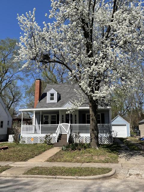 1265 E University St, Springfield, MO 65804 photo 1