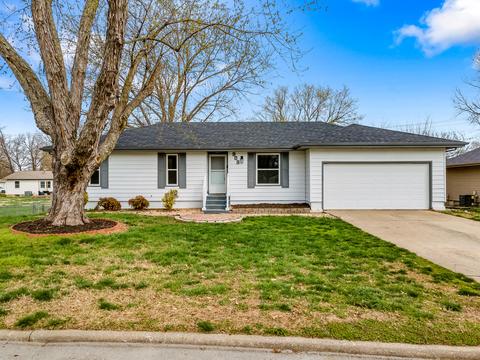 909 Edgewood St, Springfield, MO 65807 photo 1